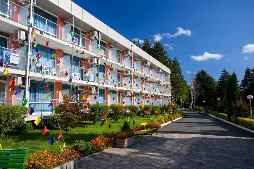 Hotel Coop - Kiten Kiten  Luaran gambar