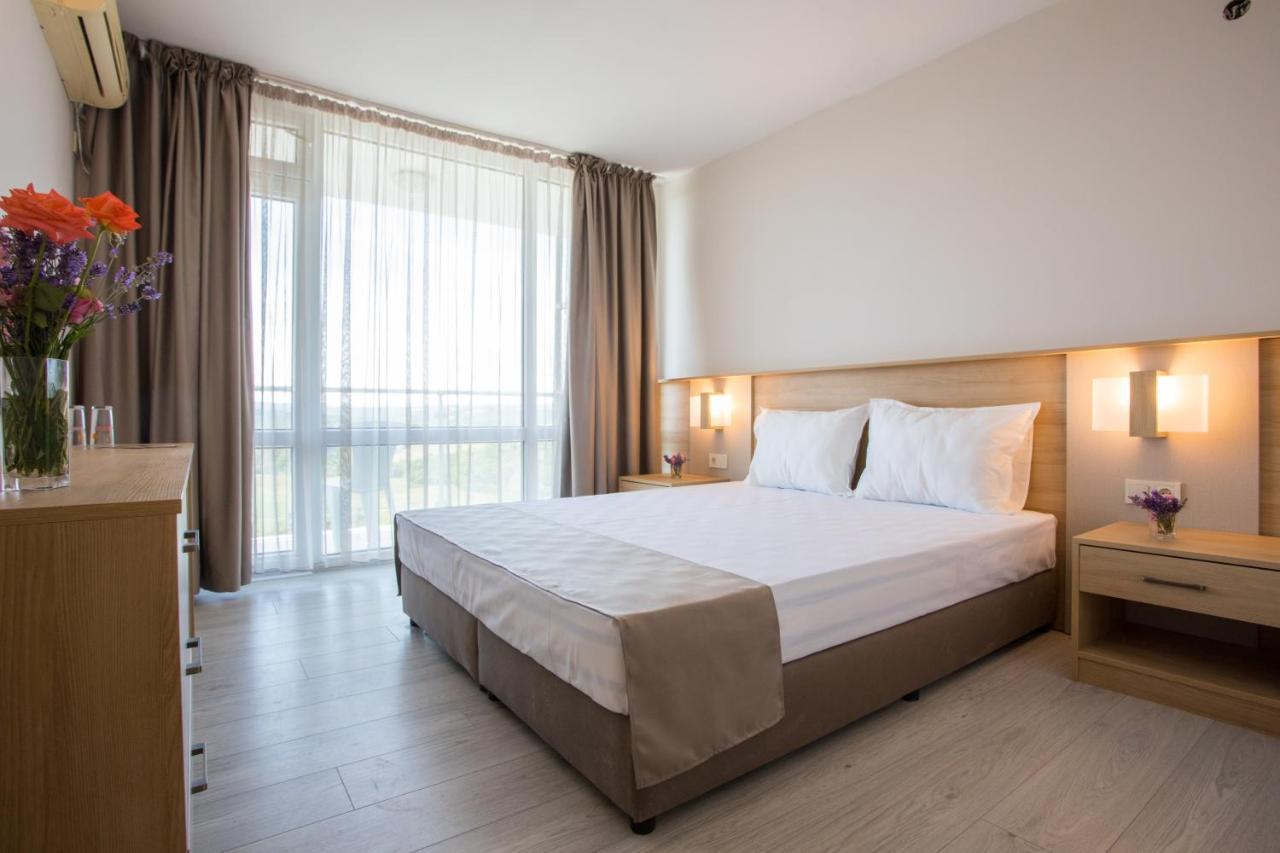 Hotel Coop - Kiten Kiten  Luaran gambar