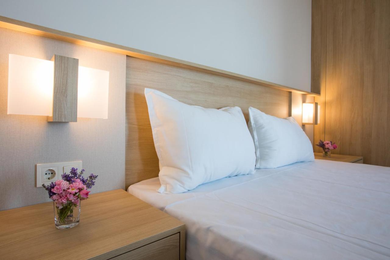 Hotel Coop - Kiten Kiten  Luaran gambar