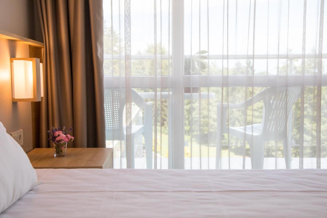 Hotel Coop - Kiten Kiten  Luaran gambar